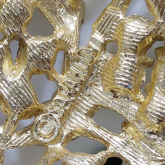 Sarah Coventry Red Rhinestone Brooch, Golden Leaves, Aurora Borealis, 1960s - Picture 6 of 10